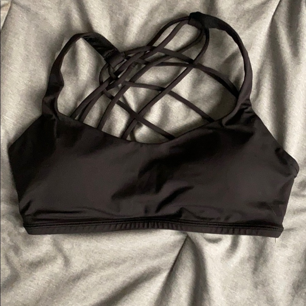Lululemon Free to Be Wild Sports Bra